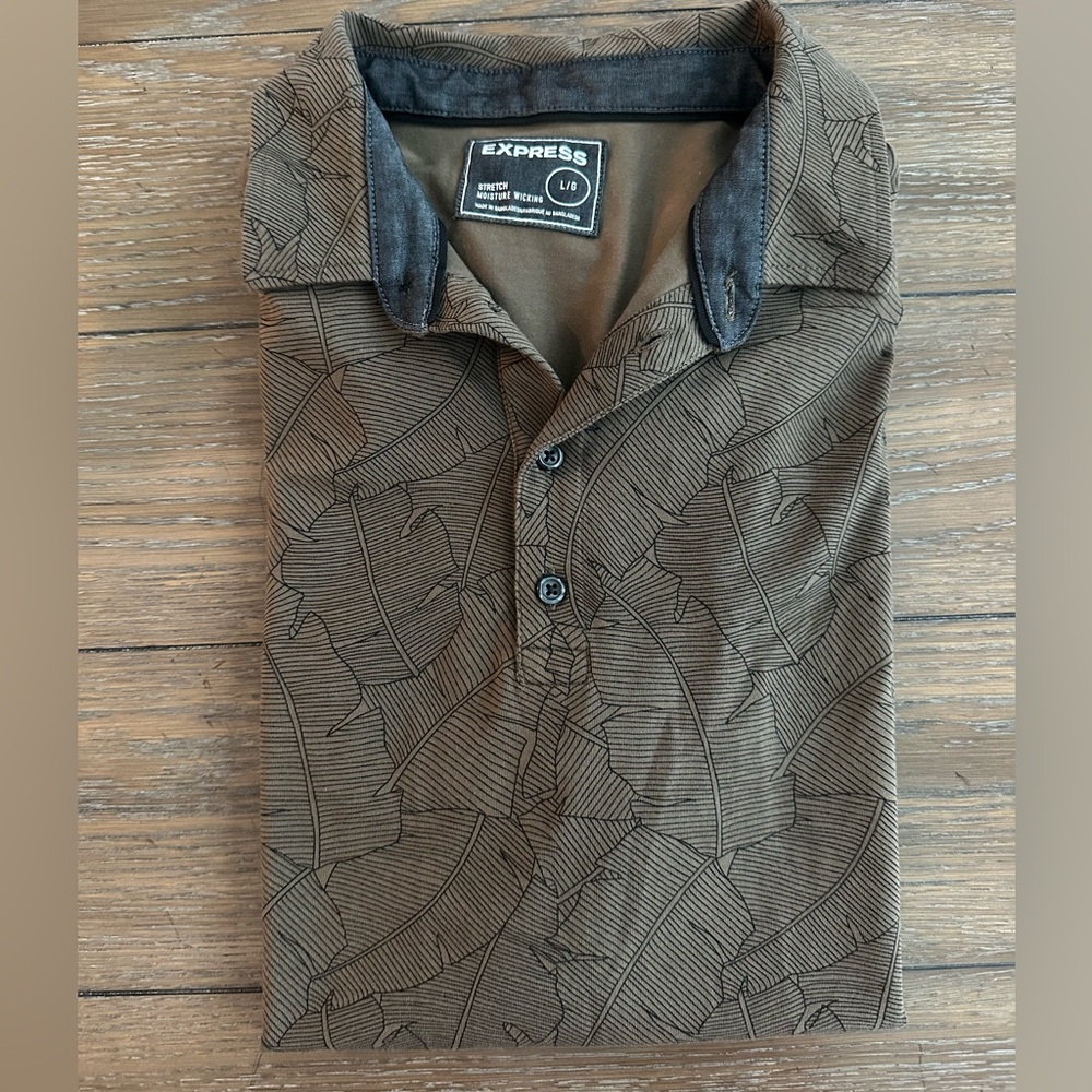Express shirt sleeve pull over size large